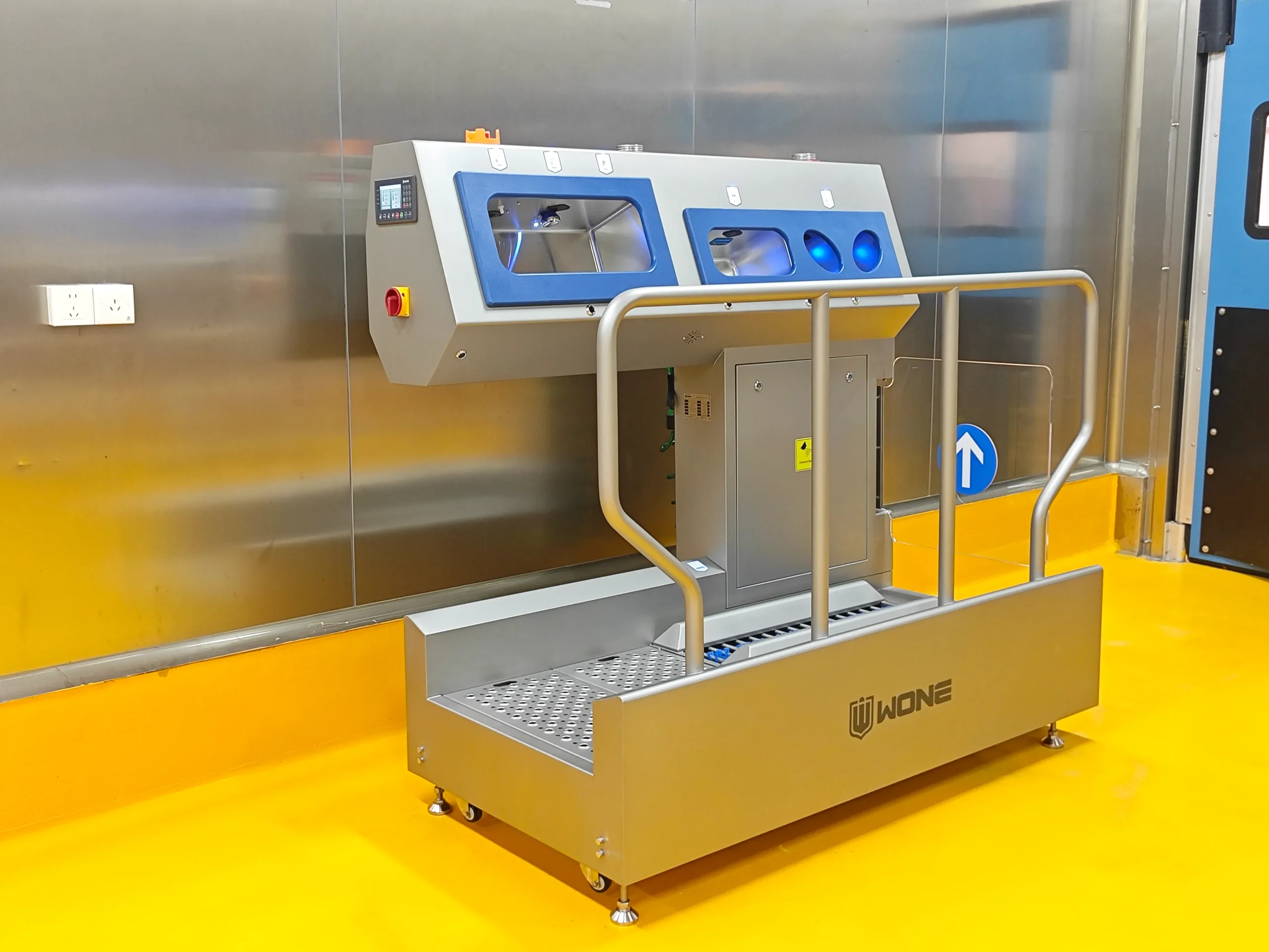 Hand washing in food hygiene station